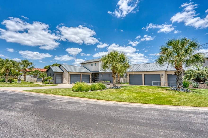 116 Wennmohs Pl, Horseshoe Bay, Texas