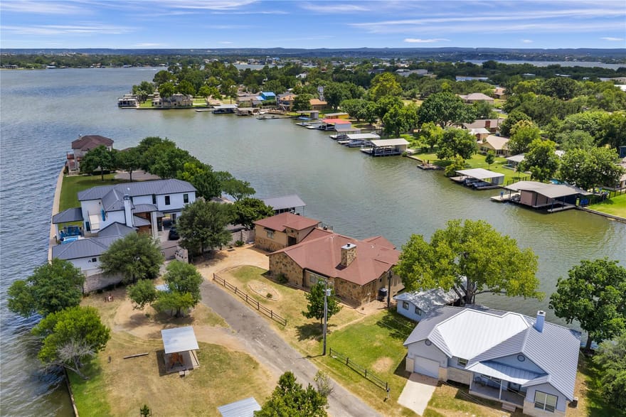 336 Park Lane, Sunrise Beach, Texas