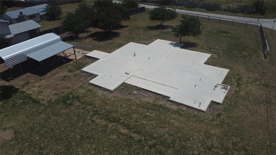 1519 Lakeview Dr, Tow, Texas