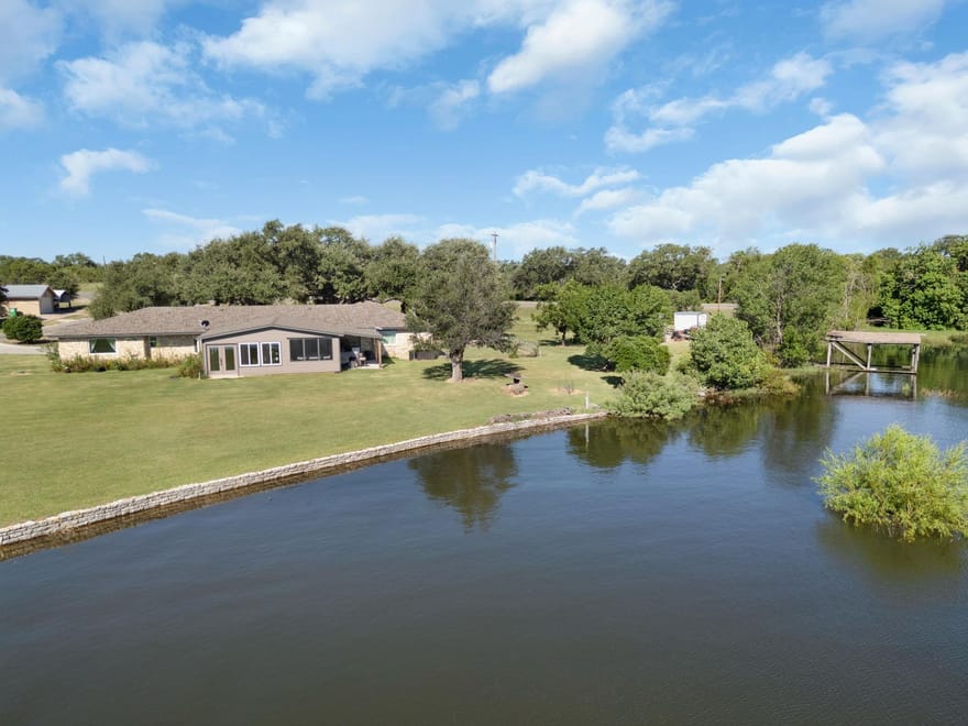 208 Iris Lane, Buchanan Dam, Texas