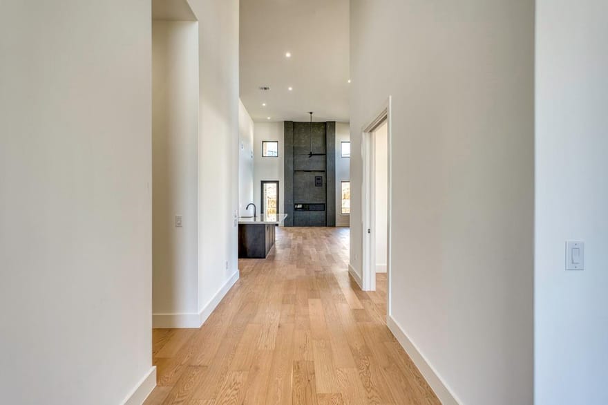 119 Via Roma Ct, Horseshoe Bay, Texas