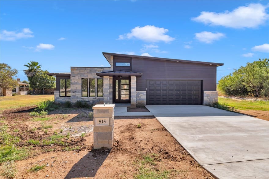 515 Sun Ray, Horseshoe Bay, Texas