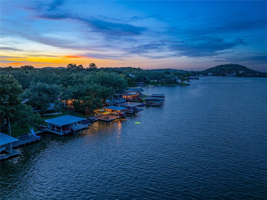 716 Sunrise Ave, Sunrise Beach, Texas
