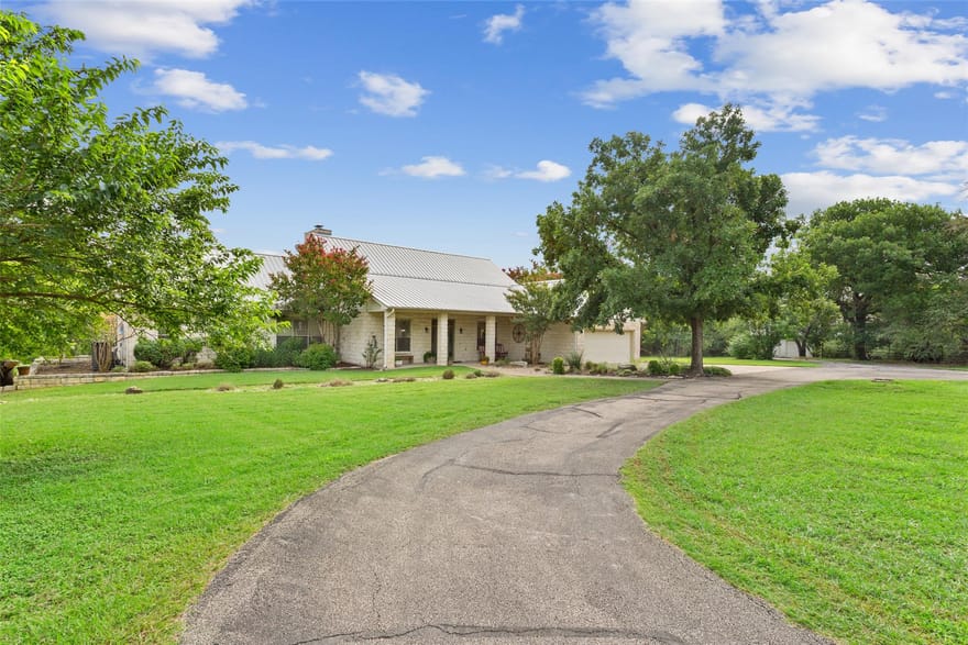 13730 Settlements Rd, Salado, Texas