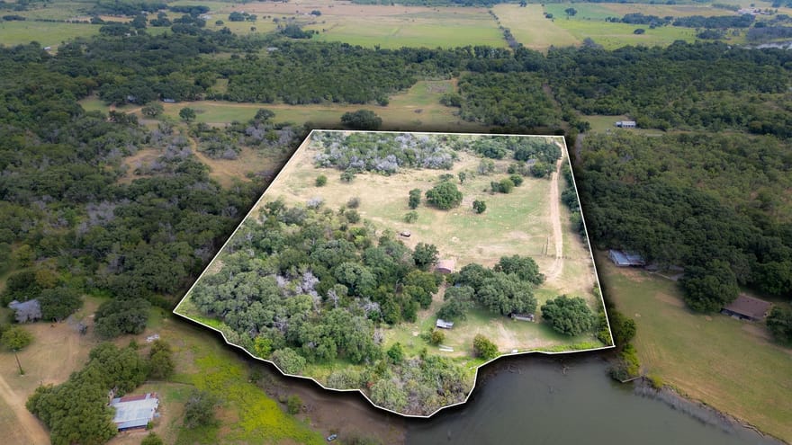 510 County Road 221, Tow, Texas