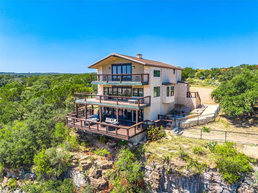 258 Korn Pasture Ln, Mason, Texas