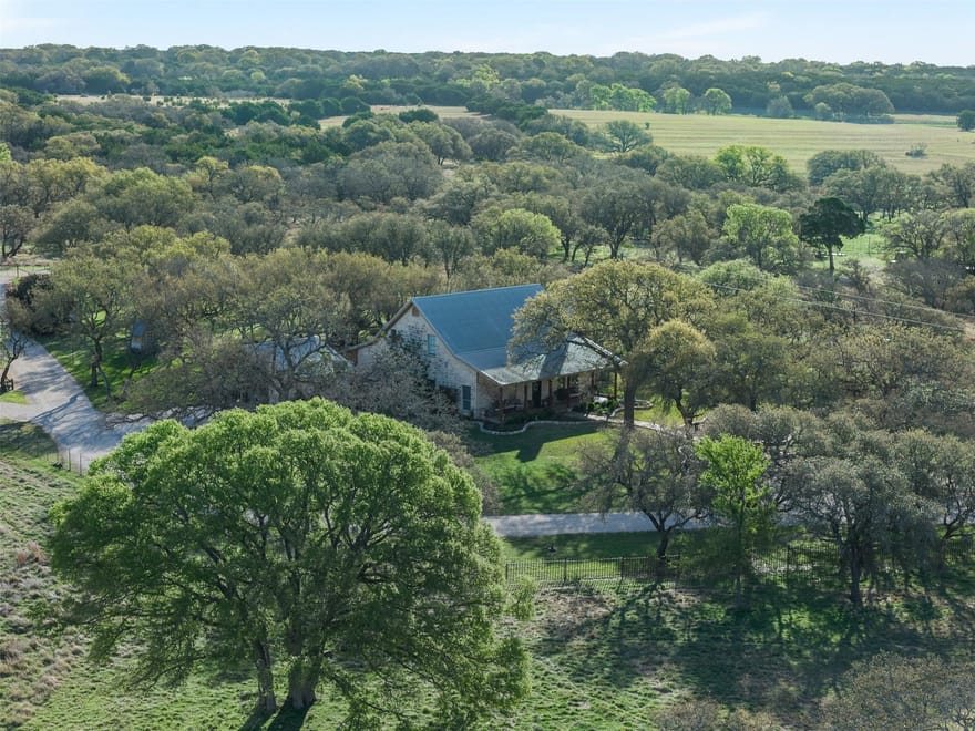 8901 County Road 108, Burnet, Texas