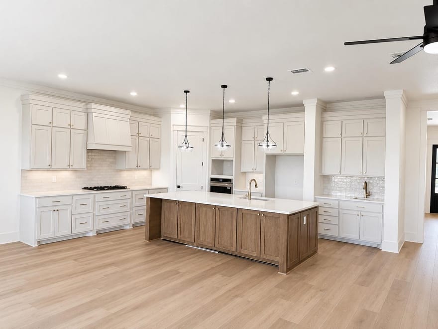 1614 Hunt Dr, Salado, Texas