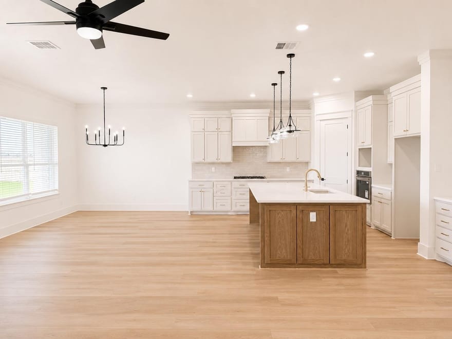 1614 Hunt Dr, Salado, Texas