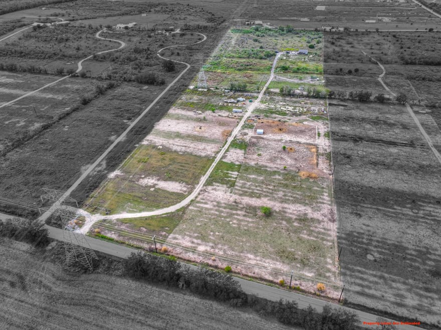 2551 Scull Rd, Martindale, Texas