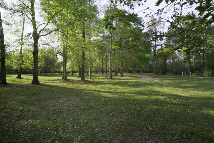 1815 Fm 82, Newton, Texas