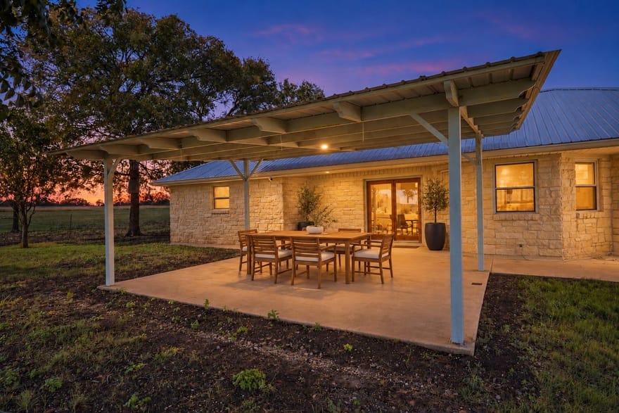 249 Lantana Ln, Maxwell, Texas