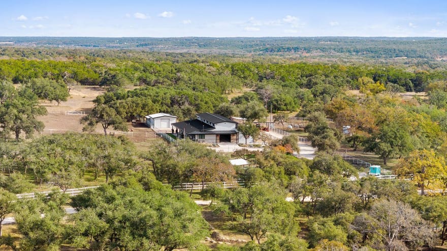 751 Prochnow Rd, Dripping Springs, Texas