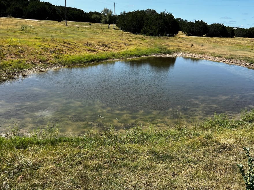 940 Schumann Rd, Stonewall, Texas