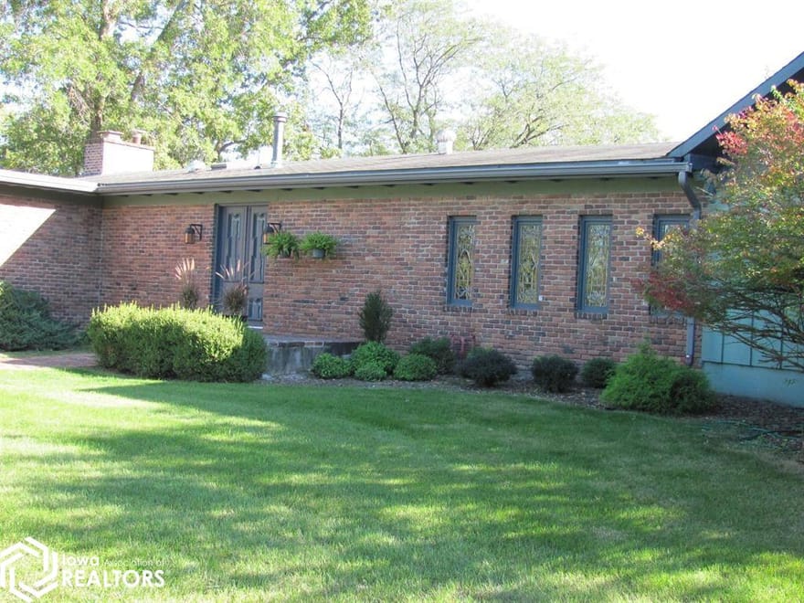 2 Birchwood Heights Dr., Ottumwa, Iowa