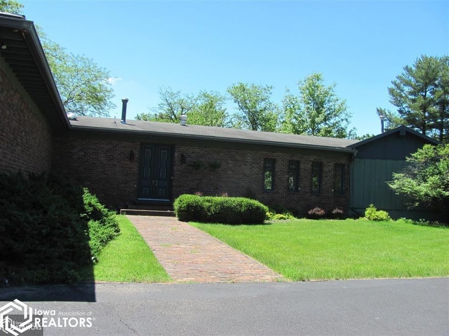 2 Birchwood Heights Dr., Ottumwa, Iowa