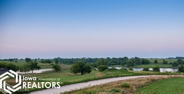 2313 Lake Trail, Fairfield, Iowa