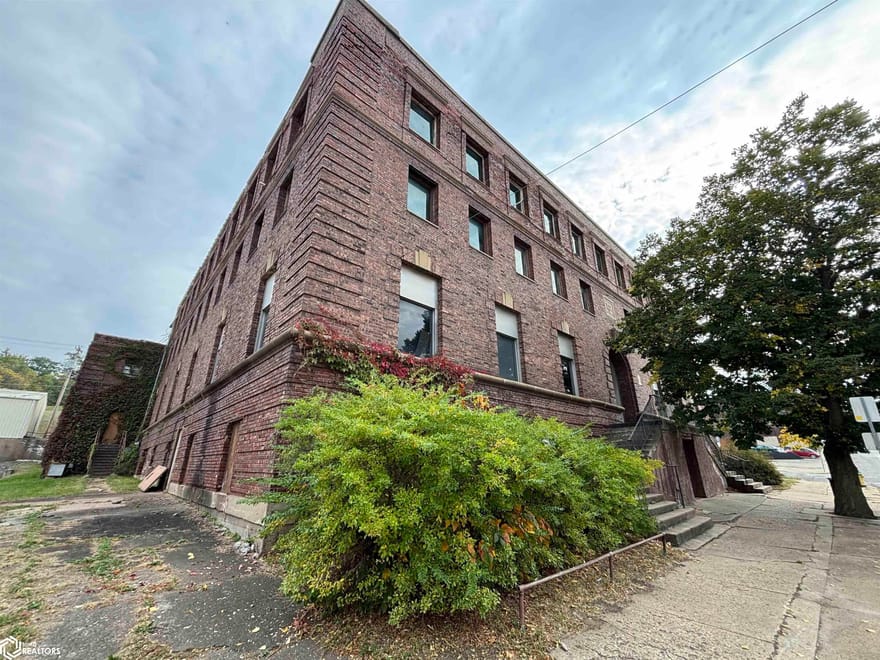 229 E 2nd Street, Ottumwa, Iowa