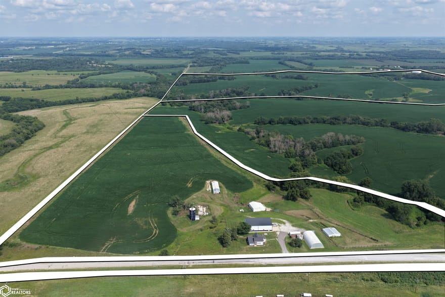 2416 County Highway P27, Benton, Iowa