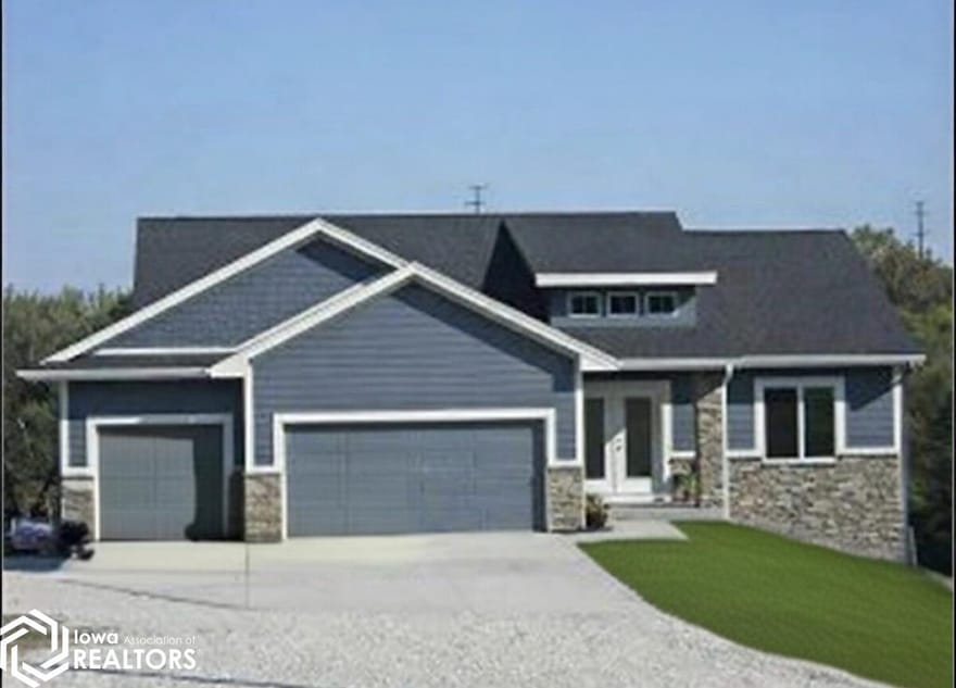 7975 Coolidge Street, Norwalk, Iowa