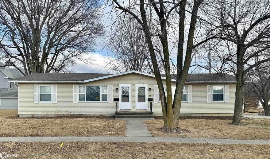 216 S 12th Street, Chariton, Iowa