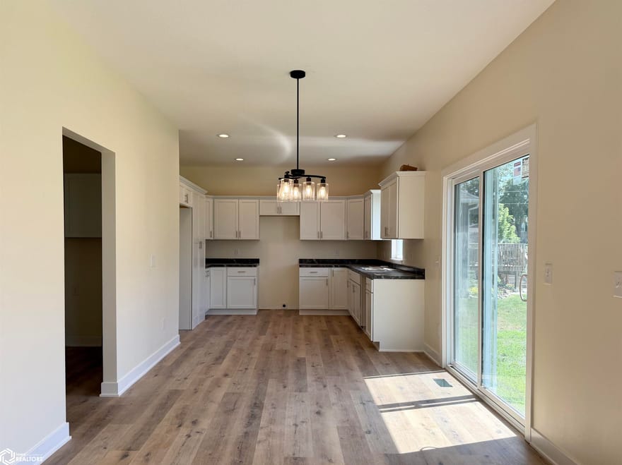 1217 N 18th Street, Chariton, Iowa