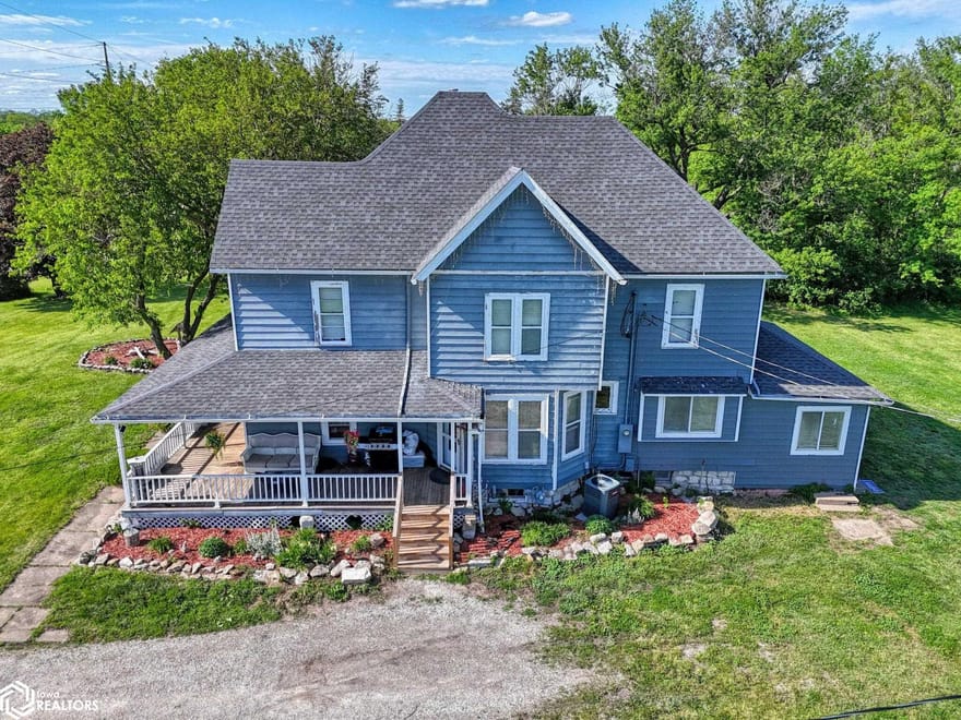 714 S 4th Street, Chariton, Iowa