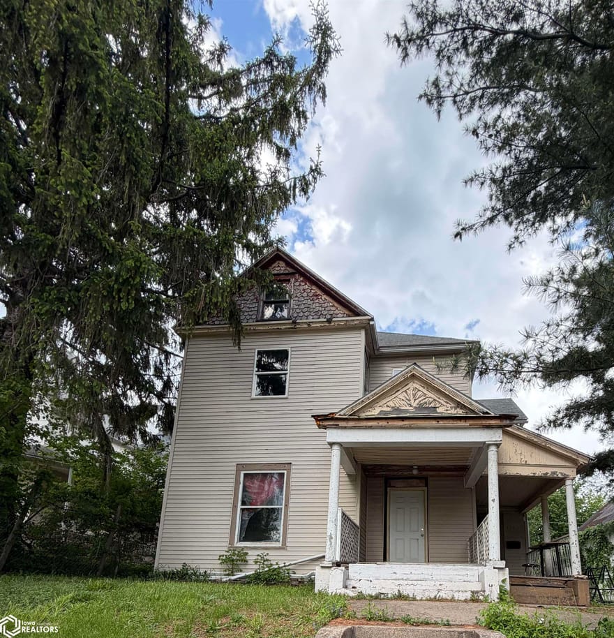 134 S Cooper Avenue, Ottumwa, Iowa