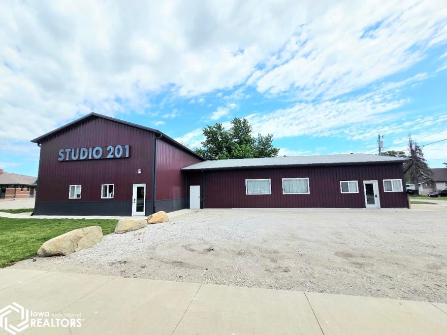 201 N Main Street, Osceola, Iowa