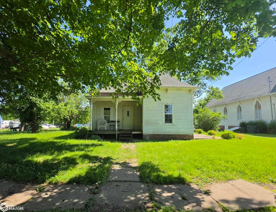 310 Main Street, Rose Hill, Iowa
