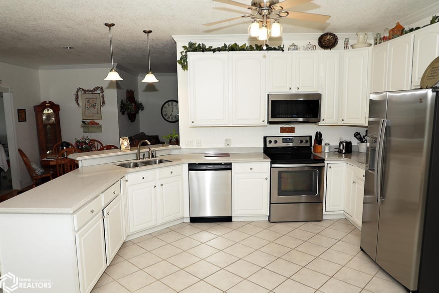 1811 N Hwy 5, Albia, Iowa
