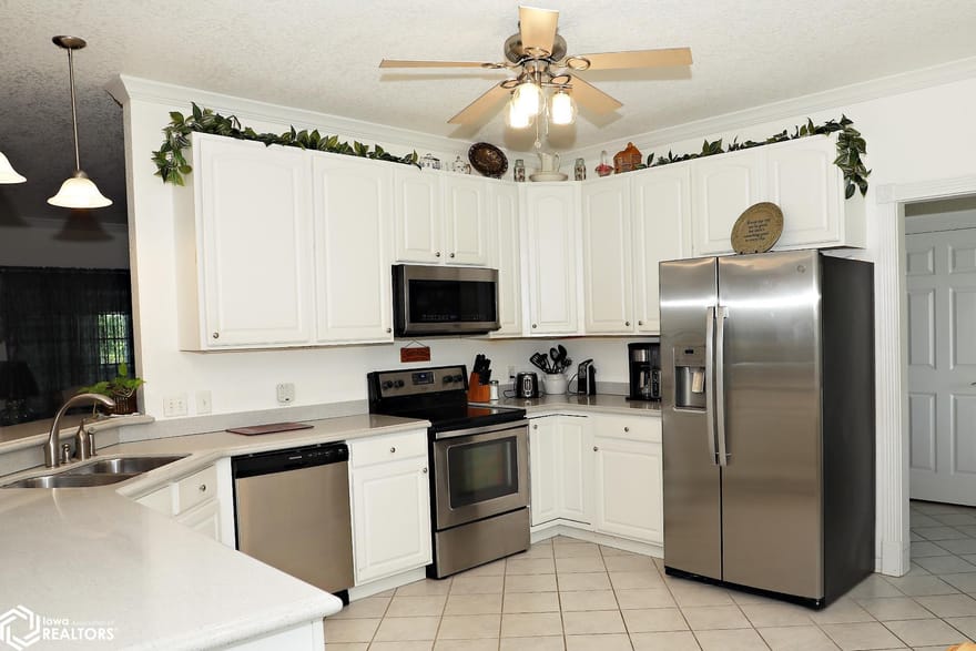 1811 N Hwy 5, Albia, Iowa