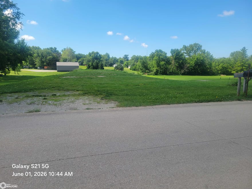 605 W Columbus Street, Mount Ayr, Iowa