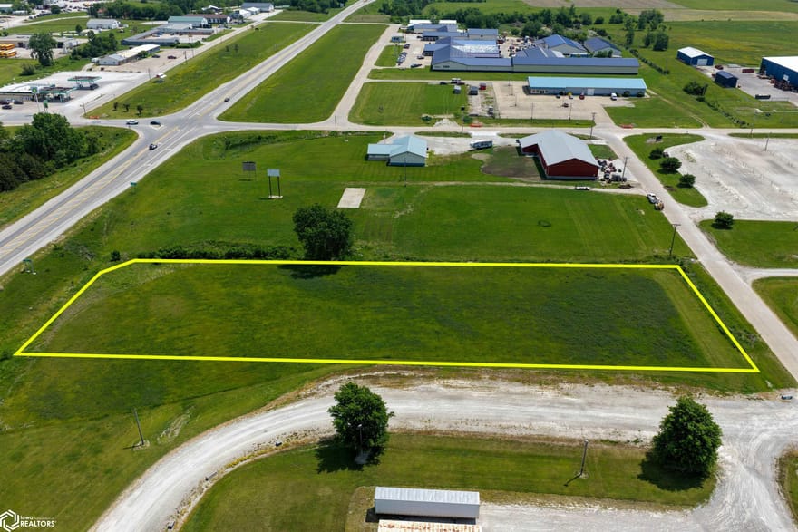 Northwestern Avenue, Chariton, Iowa