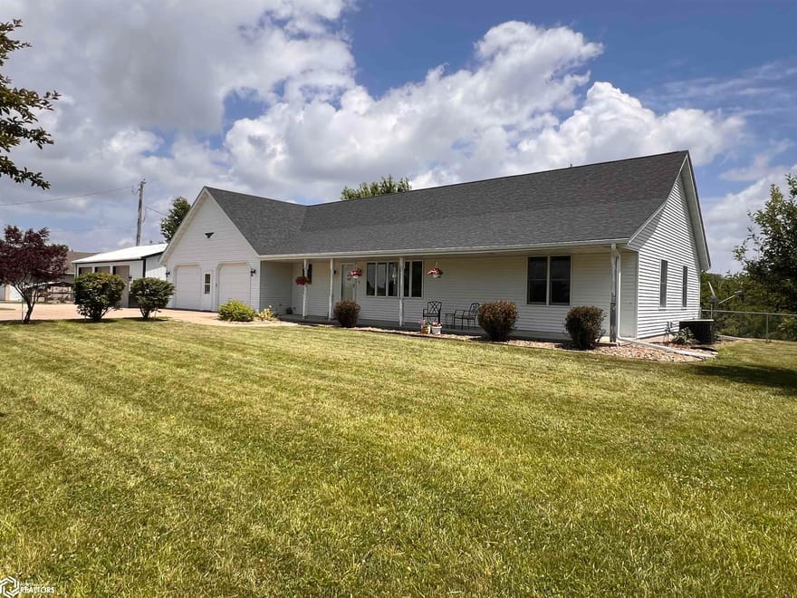 1152 Lake Road, Ottumwa, Iowa