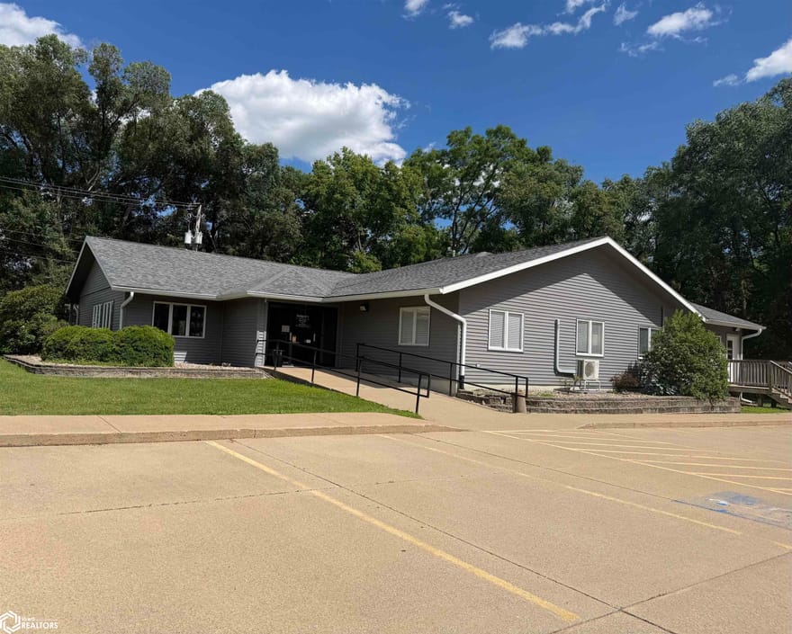 1506 A Ave E, Oskaloosa, Iowa