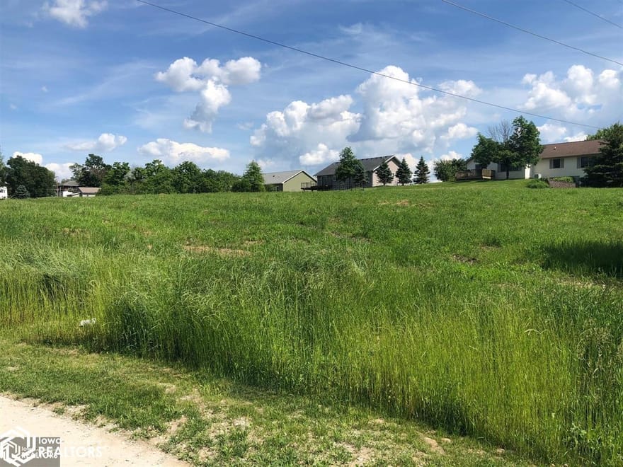 1114 Ilion Avenue, Chariton, Iowa