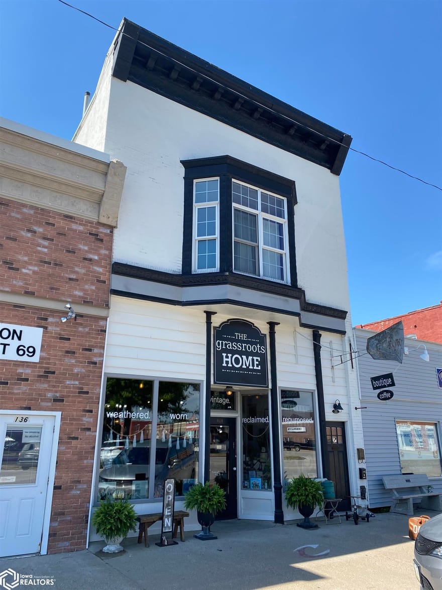 140 W Jefferson Street, Osceola, Iowa