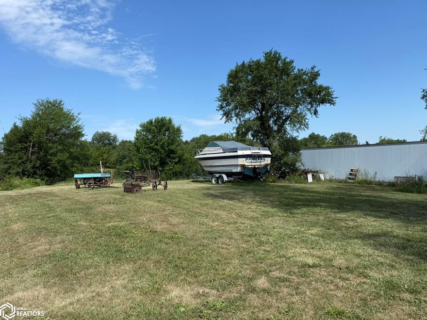 1305 Truman Road, Osceola, Iowa