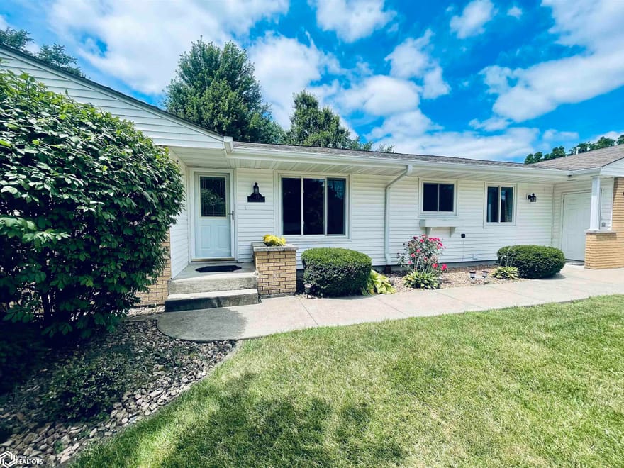 115 Highland Avenue, Oskaloosa, Iowa