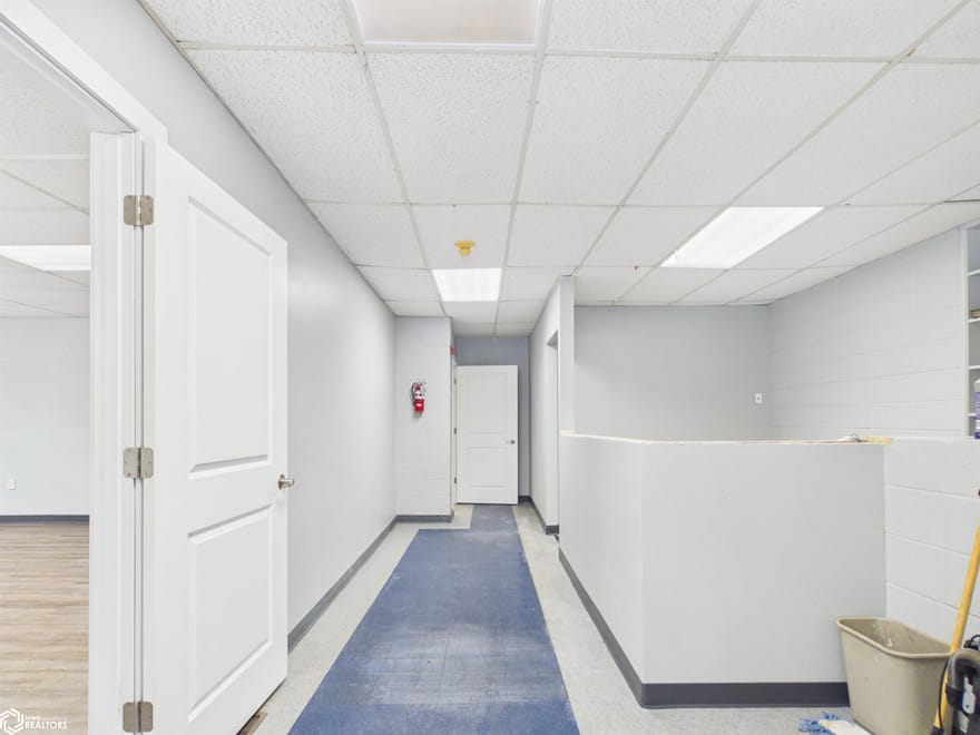 2303 8th Avenue, University Park, Iowa