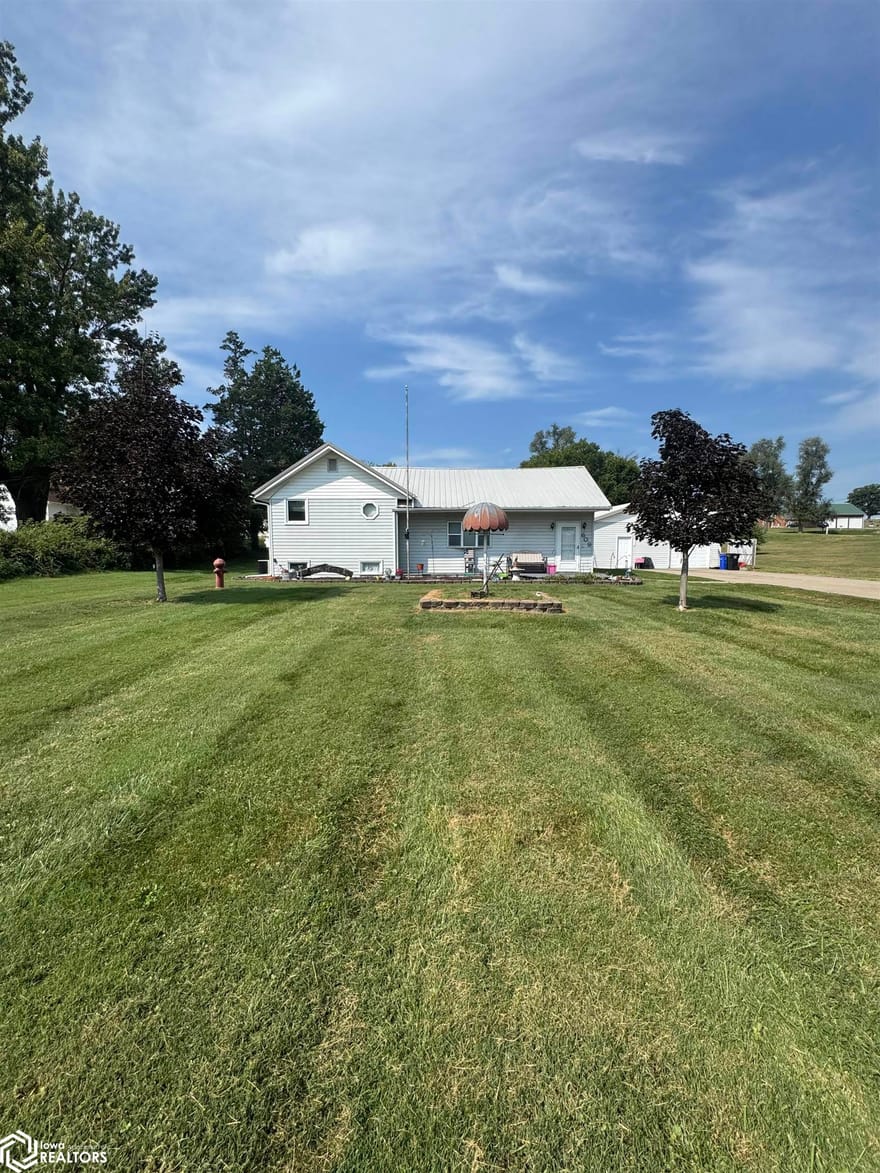 609 Lake Road, Ottumwa, Iowa