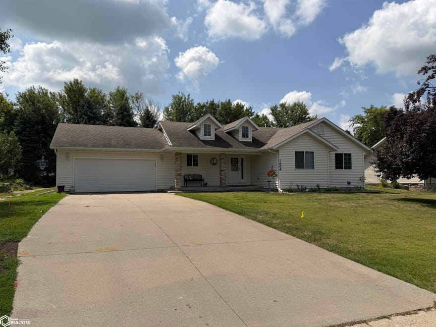 1606 Clay Court, Oskaloosa, Iowa