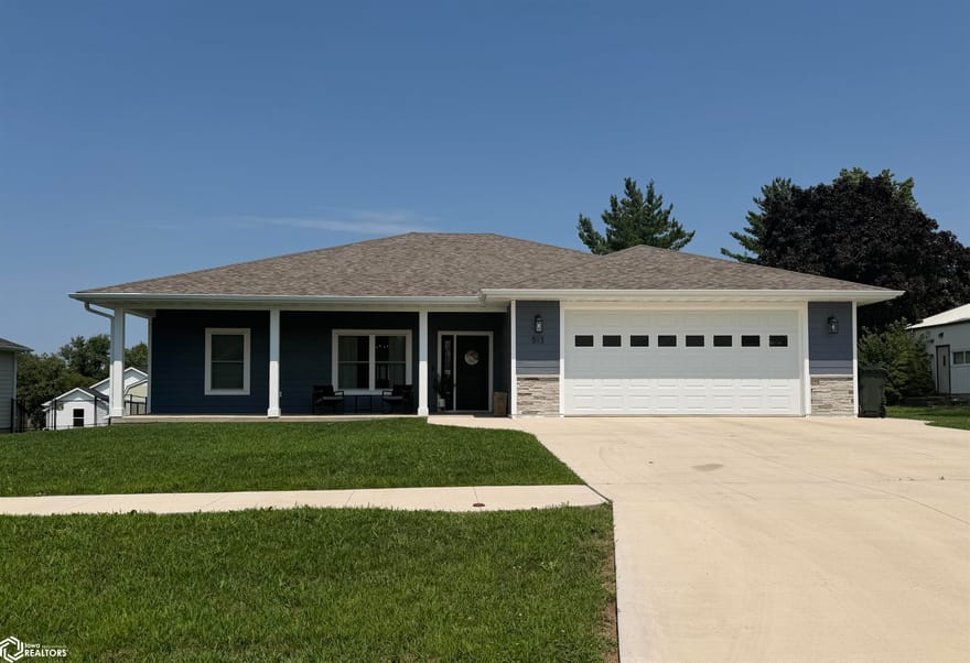 513 18th Ave, Oskaloosa, Iowa