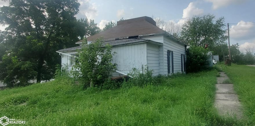 509 Smith Street, Woodburn, Iowa