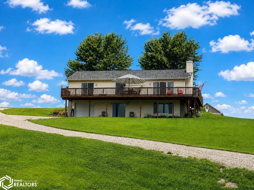 1309 & 3025 Walters Avenue, Ellston, Iowa
