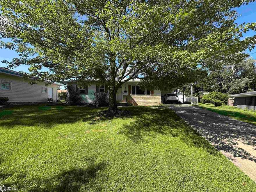 421 E Manning Avenue, Ottumwa, Iowa