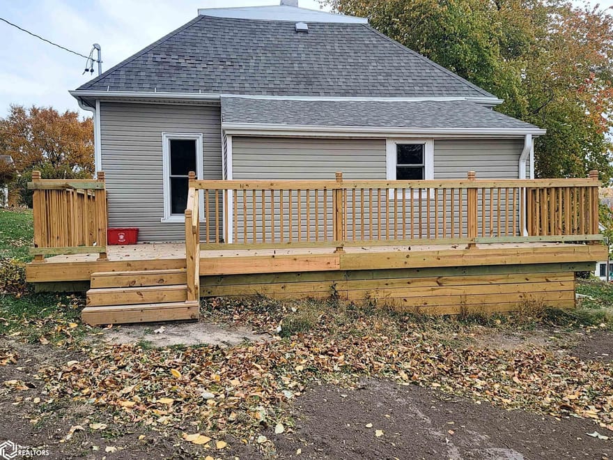 328 E Maple Avenue, Ottumwa, Iowa