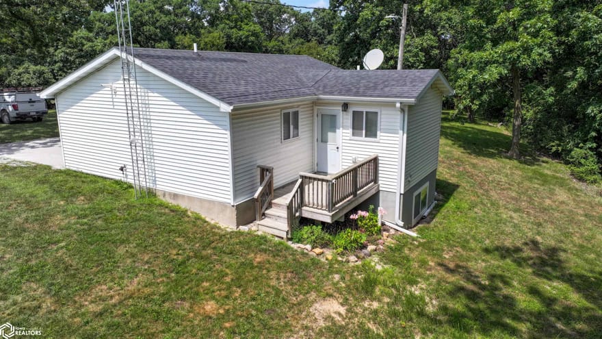 15095 25th Street, Bloomfield, Iowa