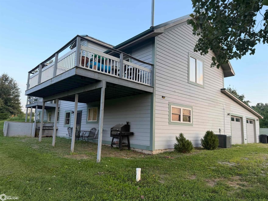 1901 Woodland Drive, Fairfield, Iowa